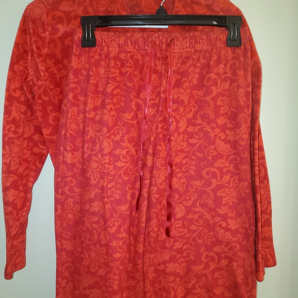 Pj set - Picture 2 of 2